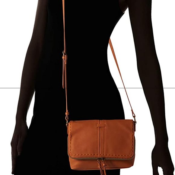 t-shirt & jeans Handbags - NWT T-Shirt & Jeans Bonita Flap Crossbody bag